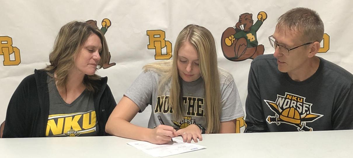 Paige Hodgson Signing Day